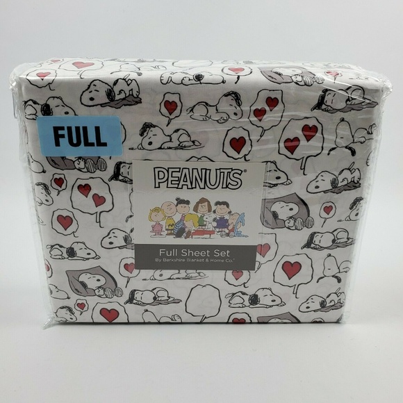 Berkshire Peanuts Full Sheet Set Snoopy Hearts - Picture 2 of 5